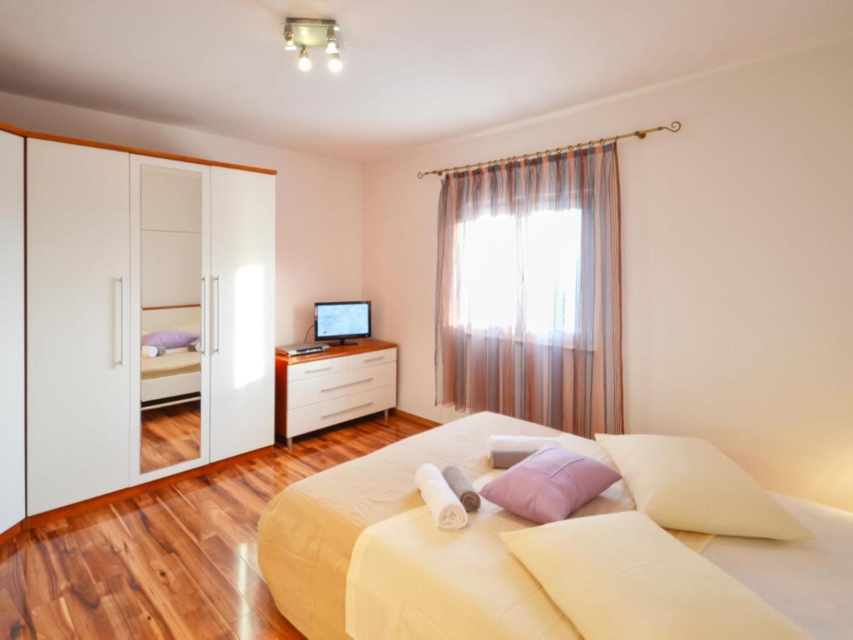 Holiday Home Frane By Interhome Lisane Tinjske Exterior photo